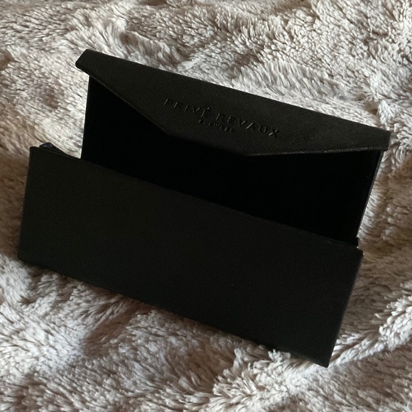 PRIVE’ REVAUX Handcrafted Cat Eye Sunglasses in Gray w Black Stripe - Picture 4 of 5